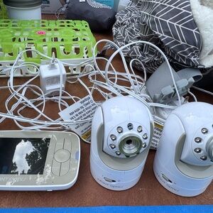 White Baby Monitor Camera Set